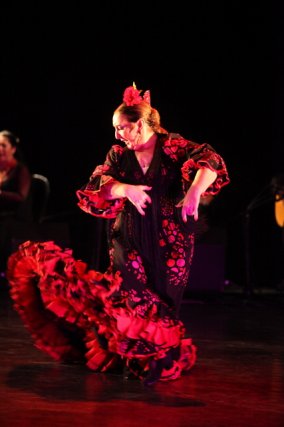 <p style="text-align: right;" dir="rtl">פלמנקו ALEGRIAS<br />מתוך המופע ANDALUCIA LEJANA<br />פסטיבל בינלאומי "תל אביב דנס 2009"<br />אולם סוזן דלל<br />צילום: דדי ליפשיץ</p>
<p style="text-align: right;" dir="rtl"> </p>